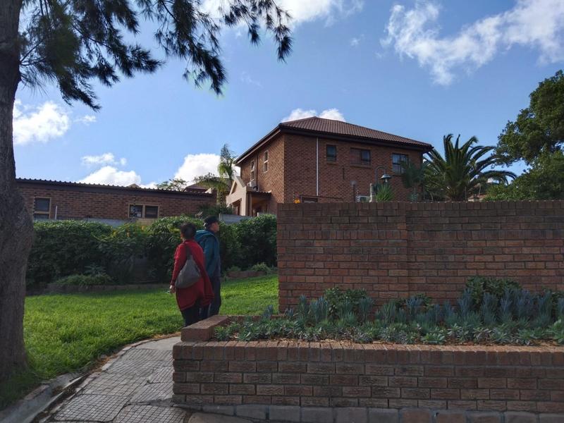 2 Bedroom Property for Sale in Loevenstein Western Cape